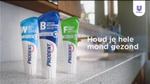 Drie tubes tandpasta op de wastafel. Allemaal van Prodent.